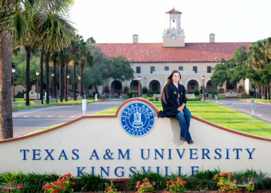 senior+graduation+portraits-24 senior+graduation+portraits-24